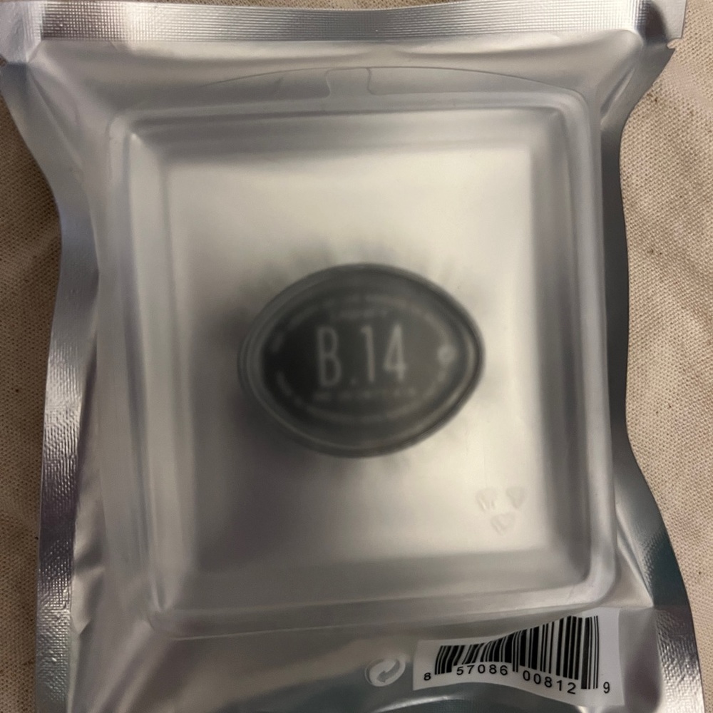 BOLD BLACK GOSSAMERS - B14 - 14mm